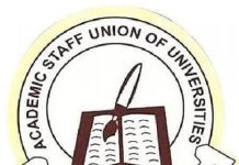 ASUU strike: Monarch, others stranded as protesting students block Lagos-Ibadan expressway