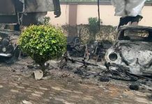 Ogun kingship tussle claims three lives, houses burnt