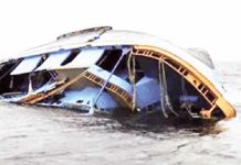 Six people die, five missing in Niger boat mishap