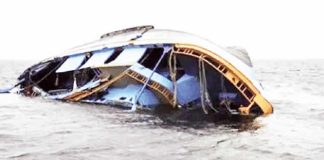 Six people die, five missing in Niger boat mishap