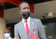 Naira notes redesign: EFCC issues stern warning to Bureau de Change operators, others