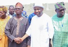 Oba Oladele Kosoko, Primate Ayodele, Others Commission Iworo 100.1 FM In Lagos