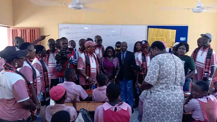 ILAMOYE GRAMMAR SCHOOL ALUMNI EXTEND 40TH ANNIVERSARY FESTIVITIES WITH HOMECOMING, STUDENT AWARDS