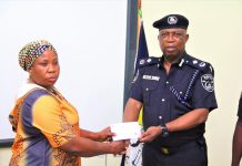 Ogun CP Presents N37.9m Cheques To Families Of Fallen Officers